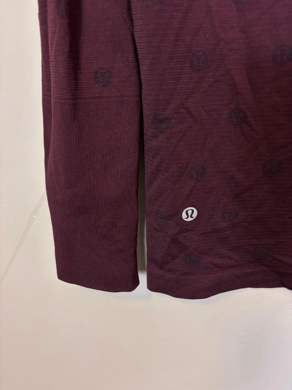 lululemon athletica Long Sleeve Crewneck Top Maroon Top with Logo Dot Print 8